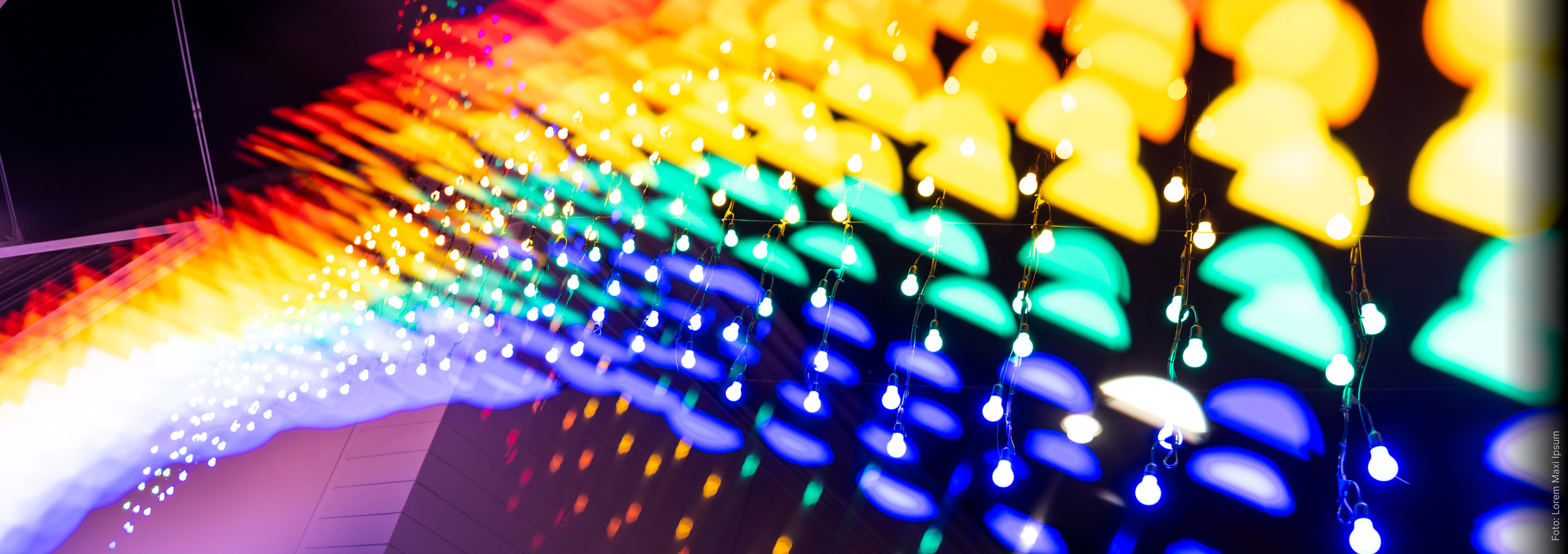Leuchtende Regenbogen-Installation „Portal“ von Alfredo Barsuglia